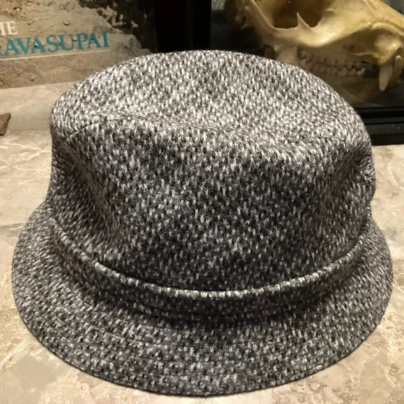 Kangol Gray Wool Blend Bucket Hat - Picture 1 of 3